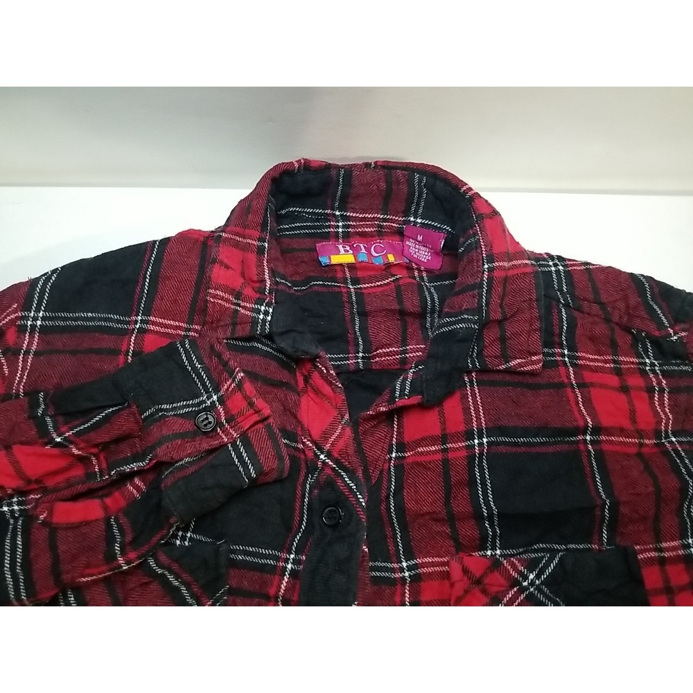 BTC Flannel Shirt Womens Medium Red Black Plaid Long Sleeve Button Up Casual